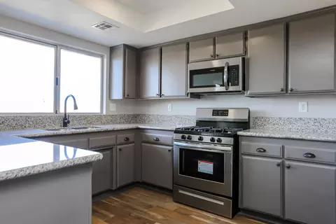 529 Ave J 9 E, Lancaster, CA 93535 photo 10