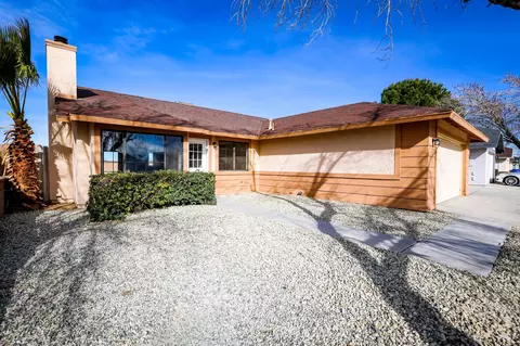 529 Ave J 9 E, Lancaster, CA 93535 photo 6