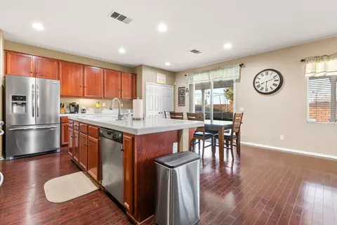 6035 Starview Dr, Lancaster, CA 93536 photo 7