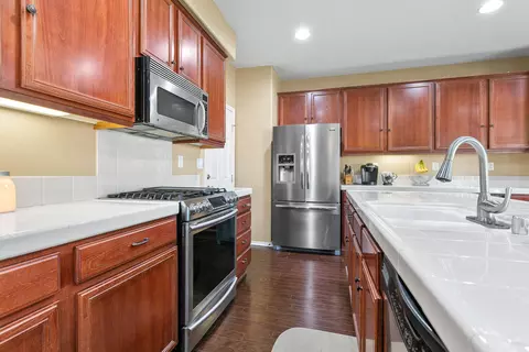 6035 Starview Dr, Lancaster, CA 93536 photo 8