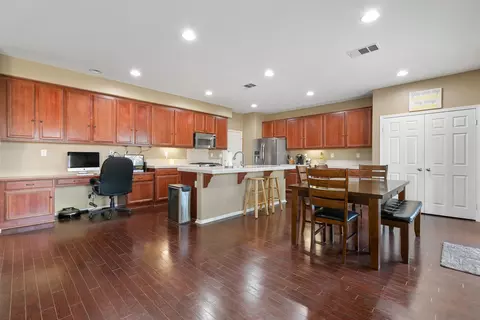 6035 Starview Dr, Lancaster, CA 93536 photo 9