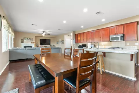 6035 Starview Dr, Lancaster, CA 93536 photo 10