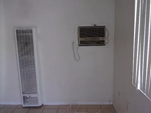15754 M St, Mojave, CA 93501 photo 4