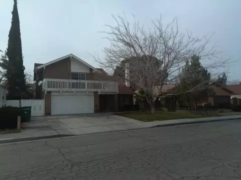 44433 13th St E, Lancaster, CA 93535 photo 1