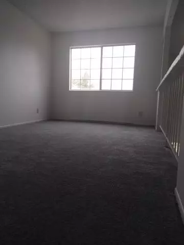 44433 13th St E, Lancaster, CA 93535 photo 6
