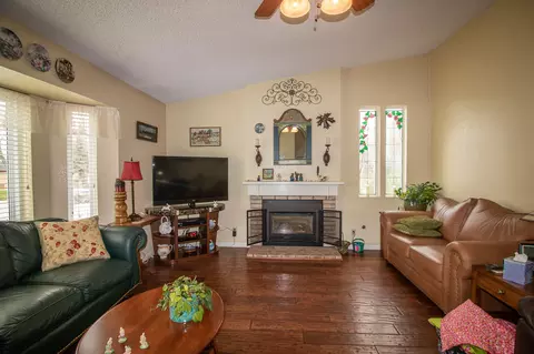 114 Sunrise Way, Tehachapi, CA 93561 photo 10