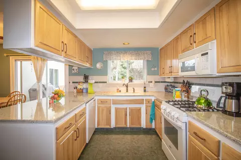 114 Sunrise Way, Tehachapi, CA 93561 photo 4