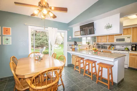 114 Sunrise Way, Tehachapi, CA 93561 photo 6
