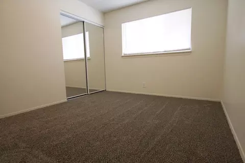 44924 Andale, Lancaster, CA 93535 photo 9