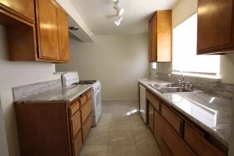 44924 Andale, Lancaster, CA 93535 photo 5