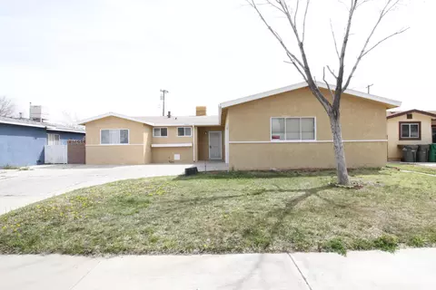 44924 Andale, Lancaster, CA 93535 photo 16