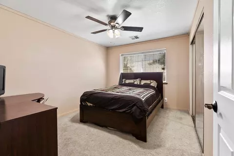 8039 Avenue E4 W, Lancaster, CA 93536 photo 11
