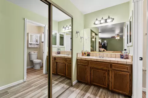 8039 Avenue E4 W, Lancaster, CA 93536 photo 16