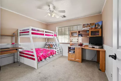 8039 Avenue E4 W, Lancaster, CA 93536 photo 13