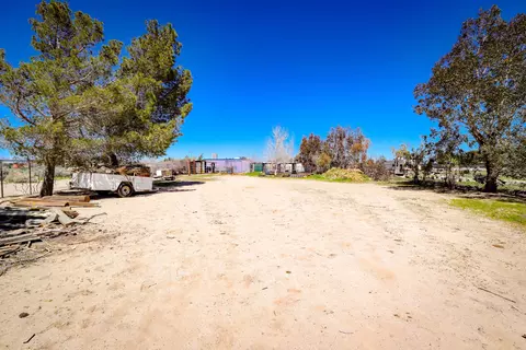 8039 Avenue E4 W, Lancaster, CA 93536 photo 28