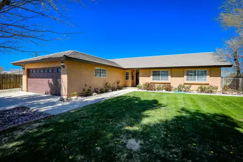 8039 Avenue E4 W, Lancaster, CA 93536 photo 1