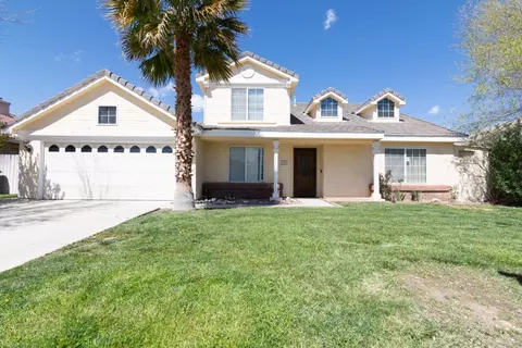 4325 Avoca Ave, Palmdale, CA 93552 photo 2