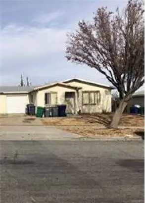 6841 Sagebrush Ave, Lancaster, CA 93536 photo 1