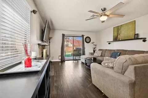 1833 Einstein St, Lancaster, CA 93535 photo 11