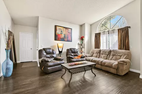 1833 Einstein St, Lancaster, CA 93535 photo 9