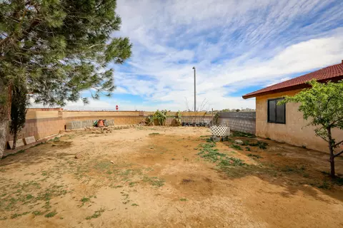 44941 Laszlo St, Lancaster, CA 93534 photo 15