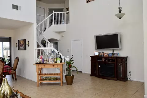 38152 Antibes Dr, Palmdale, CA 93552 photo 9