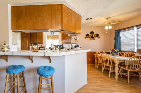 43055 Flag St, Lancaster, CA 93536 photo 9