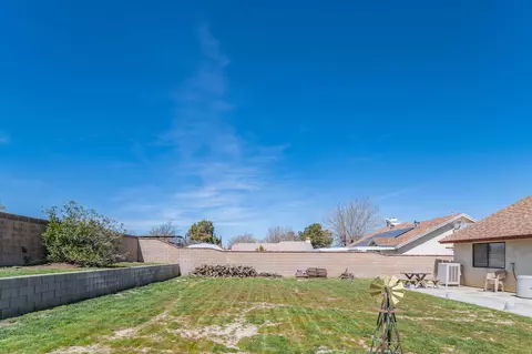 43055 Flag St, Lancaster, CA 93536 photo 23