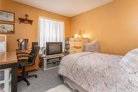 43055 Flag St, Lancaster, CA 93536 photo 17