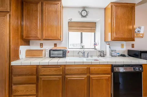 43055 Flag St, Lancaster, CA 93536 photo 11