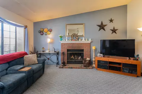 43055 Flag St, Lancaster, CA 93536 photo 4