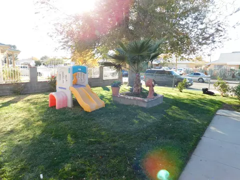 38720 32nd St E, Palmdale, CA 93550 photo 2