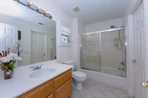 19916 Sassoon Pl, Saugus, CA 91350 photo 14