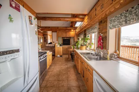29001 Doral Pl, Tehachapi, CA 93561 photo 7