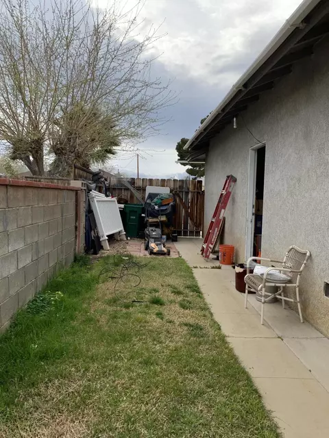 38654 21st St E, Palmdale, CA 93550 photo 23