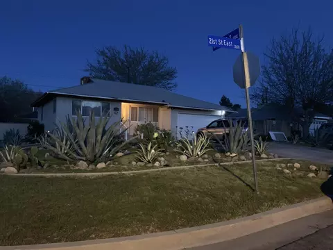 38654 21st St E, Palmdale, CA 93550 photo 2