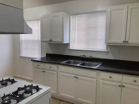 45521 Fig Ave, Lancaster, CA 93534 photo 3