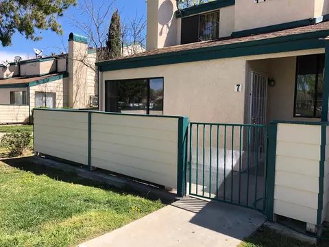 44448 15th St #7, Lancaster, CA 93535 photo 2