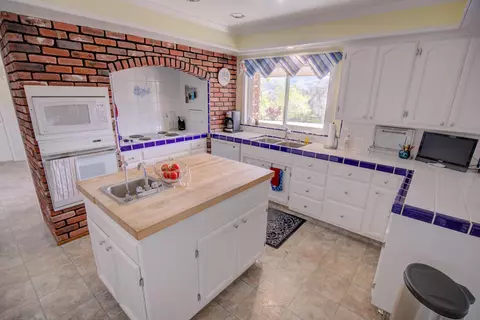 8824 Cache St, Leona Valley, CA 93551 photo 17