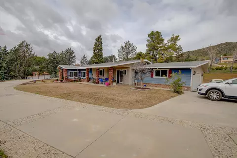 8824 Cache St, Leona Valley, CA 93551 photo 4