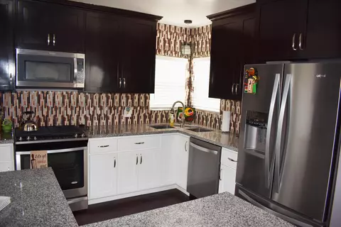 706 Broadacres Ave N, Compton, CA 90220 photo 8
