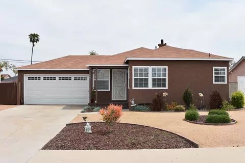 706 Broadacres Ave N, Compton, CA 90220 photo 1