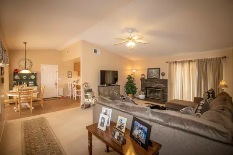 29521 Ryder Cup Ln, Tehachapi, CA 93561 photo 4