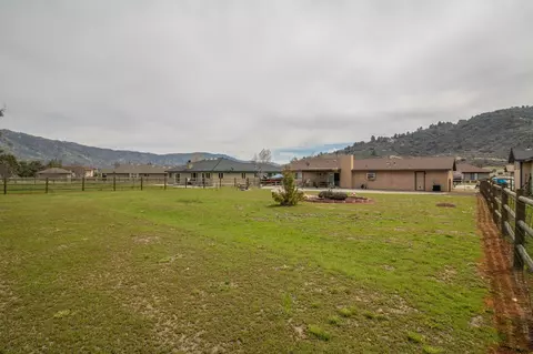 29521 Ryder Cup Ln, Tehachapi, CA 93561 photo 34