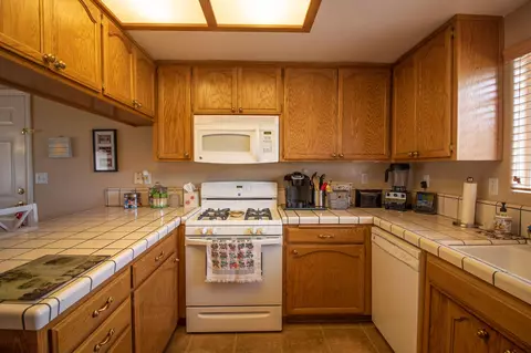 29521 Ryder Cup Ln, Tehachapi, CA 93561 photo 11