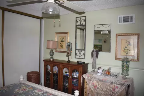 43000 Guyman Ave, Lancaster, CA 93536 photo 11
