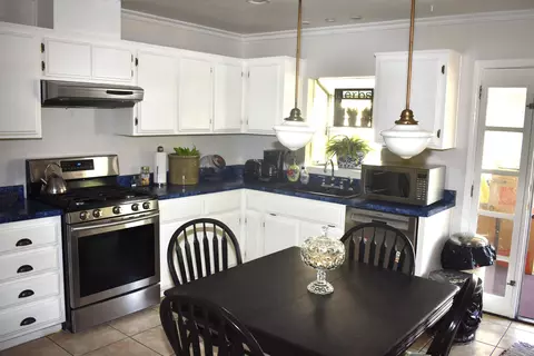 43000 Guyman Ave, Lancaster, CA 93536 photo 5