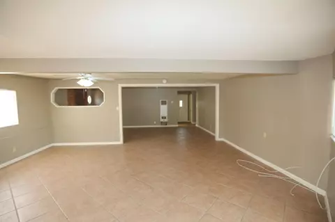 534 Lingard St E, Lancaster, CA 93535 photo 9