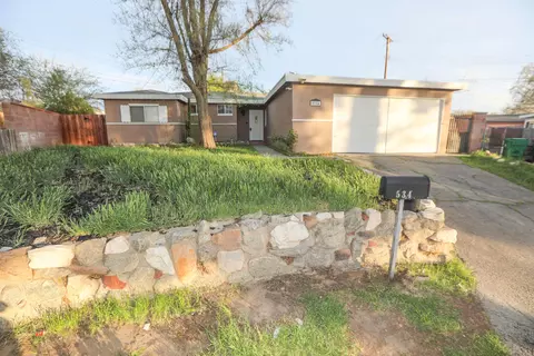 534 Lingard St E, Lancaster, CA 93535 photo 1