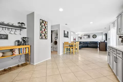 45719 Caledonia Ct, Lancaster, CA 93534 photo 13